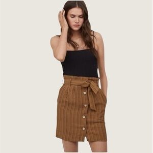 4/$16 | H&M | High Waisted Pinstripe Paperbag Skirt